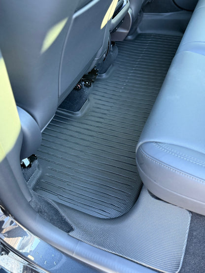 Model Y Juniper - 10 deler (med kantbeskytter)